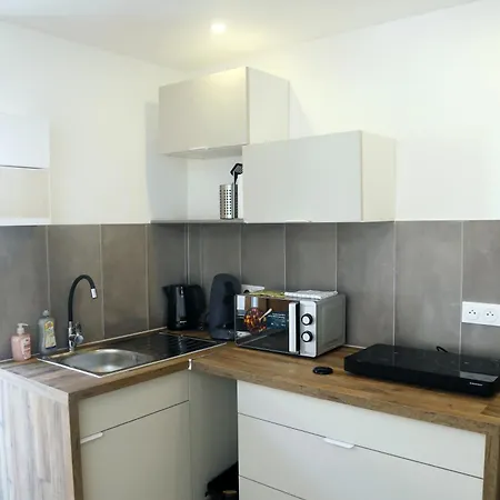 Jolie T2, Rdc, Proche Du Apartment