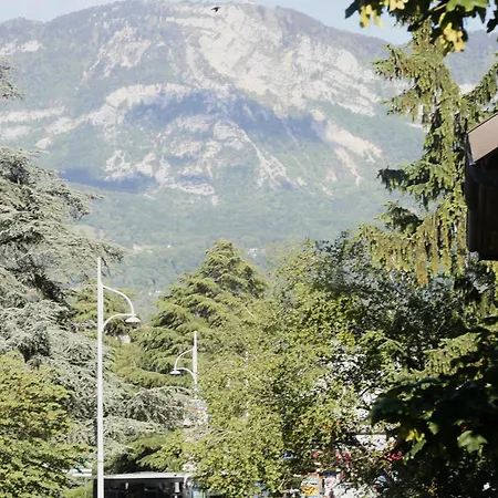 Jolie T2, Rdc, Proche Du * Aix-les-Bains